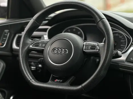 RS6 4.0 AVANT V8 32V BI-TURBO GASOLINA 4P TIPTRONIC