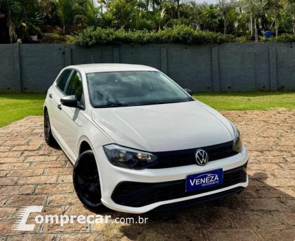 Volkswagen POLO TRACK 1.0 FLEX 12V 5P 4 portas