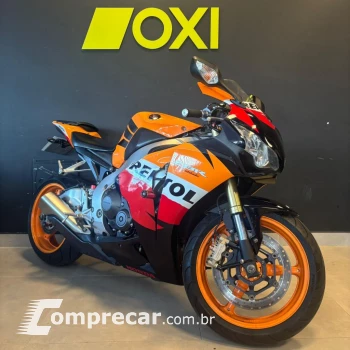 HONDA CBR 1000 RR Fireblade