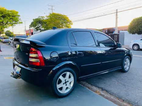 ASTRA 2.0 MPFI Advantage 8V