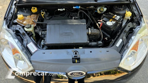 FIESTA 1.6 Rocam Sedan 8V