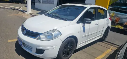 NISSAN TIIDA 1.8 SL 16V 4 portas