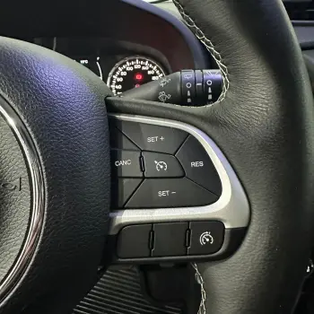 Renegade RENEGADE 1.8 4x2 Flex 16V Aut.