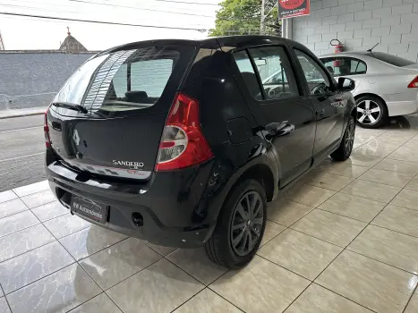 SANDERO 1.6 Expression 8V