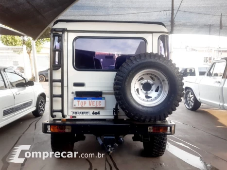 BANDEIRANTE 3.7 Bj50lv 4X4 Teto Rigido