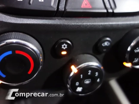 PRISMA - 1.4 MPFI LT 8V 4P MANUAL