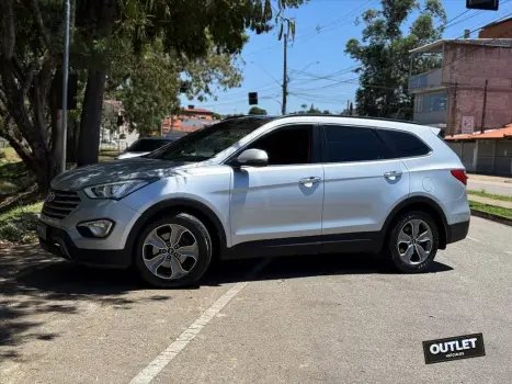 Hyundai GRAND SANTA FÉ 3.3 MPFI V6 4WD GASOLINA 4P AUTOMÁ 4 portas