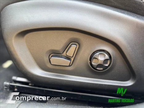 TORO 2.0 16V Turbo Ultra 4WD