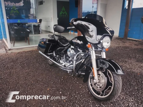 Street Glide FLHX 1700