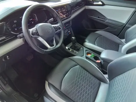 TAOS 1.4 250 TSI TOTAL FLEX COMFORTLINE AUTOMÁTICO