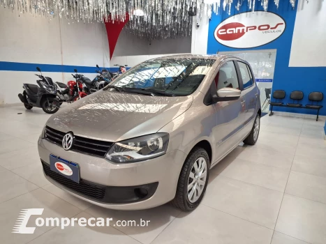 Volkswagen FOX 1.0 MI Comfortline 8V 4 portas