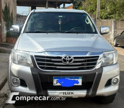 Toyota HILUX 2.7 SRV 4X4 CD 16V 4 portas