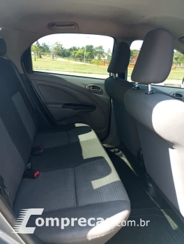 ETIOS 1.5 XS Sedan 16V