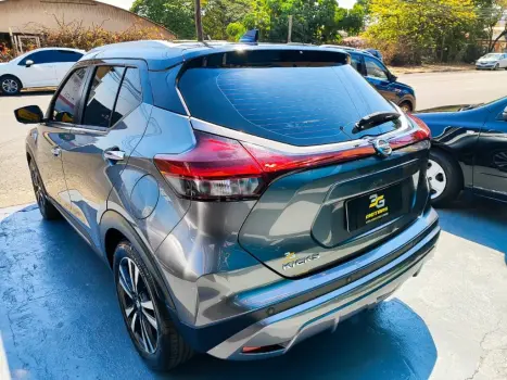 KICKS Exclusive 1.6 16V Flex Aut.