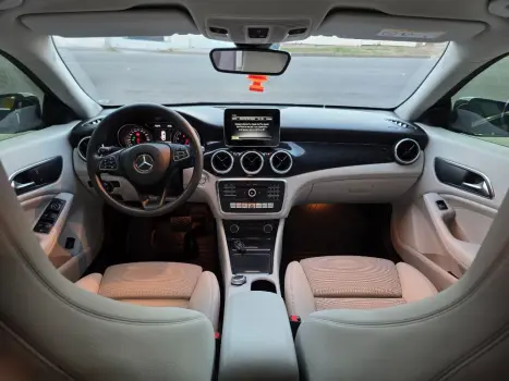 CLA-180 1.6 16V 122cv Aut.