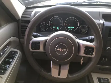 CHEROKEE 3.7 Sport 4X4 V6 12V