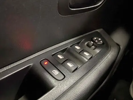 208 1.0 6V FLEX LIKE MANUAL