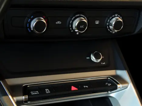 Q3 1.4 TFSI Prestige S Tronic