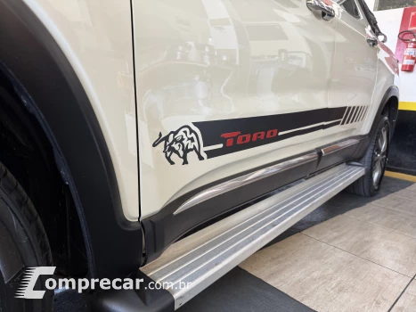 TORO 2.0 16V Turbo Volcano 4WD AT9