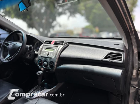 CITY 1.5 LX Sedan 16V