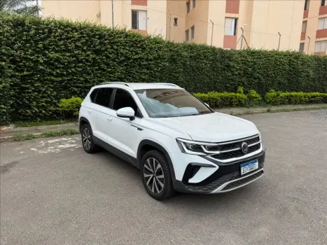 Volkswagen TAOS 1.4 250 TSI Highline 4 portas