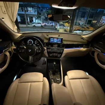 X1 2.0 16V Sdrive18i TOP