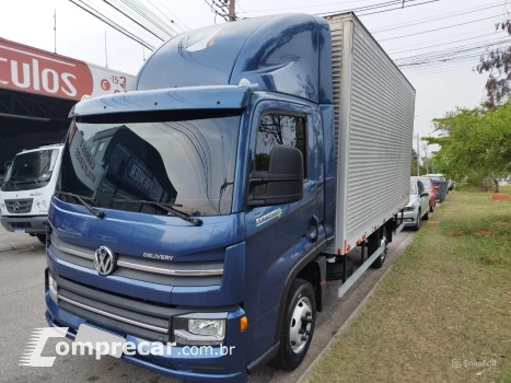 Volkswagen Delivery Express+ 3.0 Prime + Baú 5m