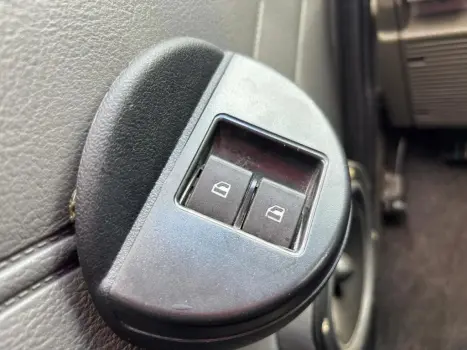 GOL 1.0 8V GASOLINA 2P MANUAL