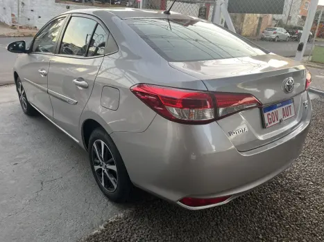 Yaris Sedan 1.5 16V 4P FLEX XS MULTIDRIVE AUTOMÁTICO CVT