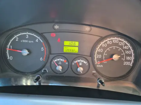 Bongo 2.5 K-2500 CABINE SIMPLES