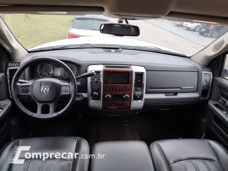 RAM 6.7 2500 Laramie 4X4 CD I6