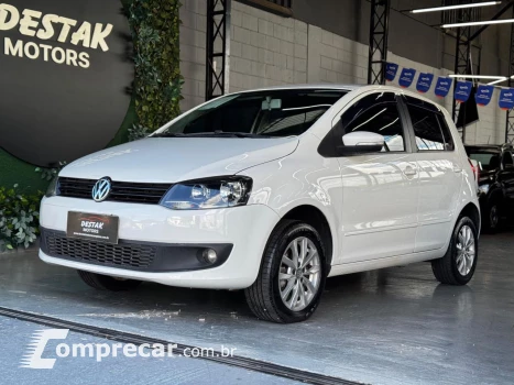 Volkswagen FOX 1.6 MI 8V 4 portas