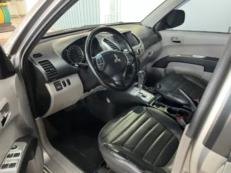 L200 TRITON 3.5 HPE 4X4 CD V6 24V