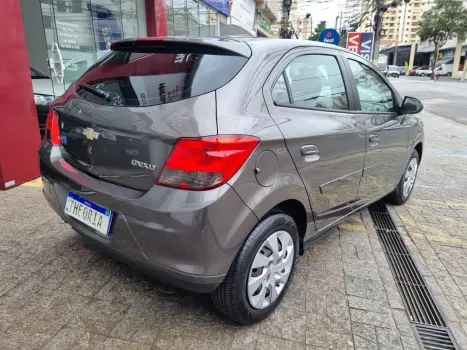 CHEVROLET ONIX 1.4 MPFI LT 8V 2015