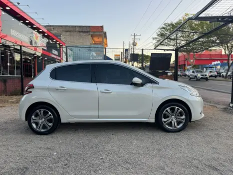 208 1.6 16V 4P FLEX GRIFFE AUTOMÁTICO