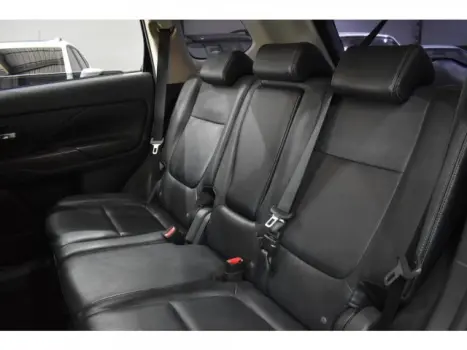 OUTLANDER - 2.0 16V 4P AUTOMÁTICO