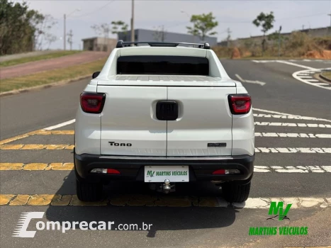 TORO 2.0 16V Turbo Ultra 4WD