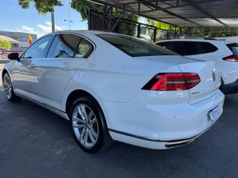 Passat 2.0 16V 4P FSI HIGHLINE AUTOMÁTICO