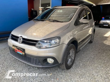 Volkswagen CROSSFOX - 1.6 MI 8V 4P MANUAL 4 portas