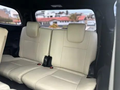 HILUX SW4 2.8 D-4D TURBO DIESEL DIAMOND 7L 4X4 AUTOMÁTICO