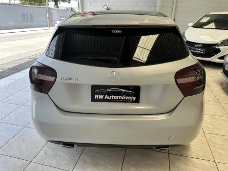 A 200 1.6 Turbo Urban 16V