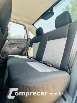 FIESTA 1.6 MPI Class Sedan 8V