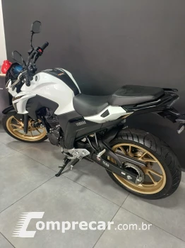 FZ25 FAZER CONNECTED