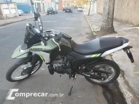 XTZ 250 LANDER CONNECTED