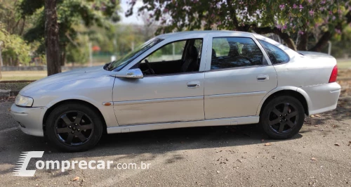 VECTRA 2.2 MPFI GL Milenium 8V