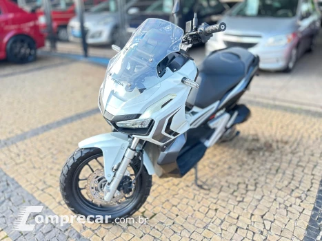 HONDA ADV