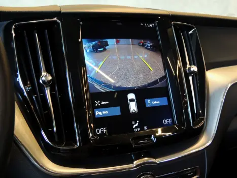 XC60 2.0 T5 Momentum