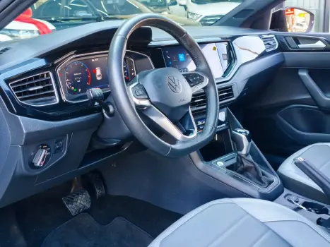 Nivus Highline 1.0 200 TSI Flex Aut.