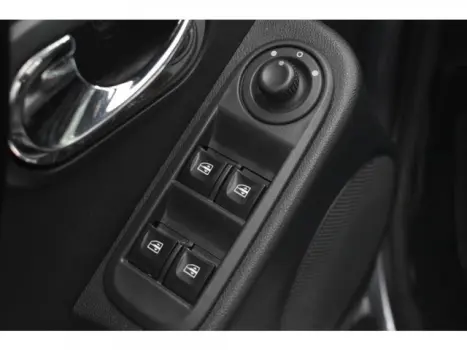 DUSTER - 2.0 DYNAMIQUE 4X2 16V 4P AUTOMÁTICO