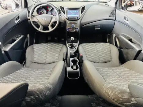 HB20 1.6 COMFORT PLUS 16V FLEX 4P MANUAL